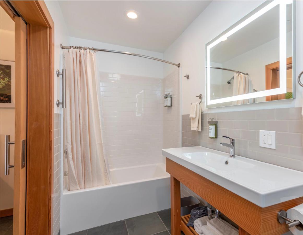 Wildflower Boutique Motel 포인트 아레나 외부 사진